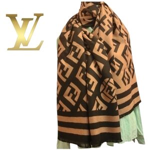 ❣️FANTASTIC XL/NWOT Fendi Zucca Cashmere Scarf/Blanket🎈+GIFT🌀